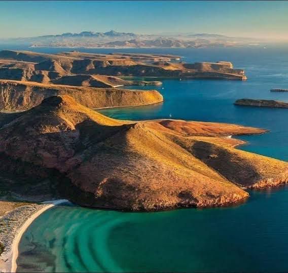 Costa de La Paz al atardecer